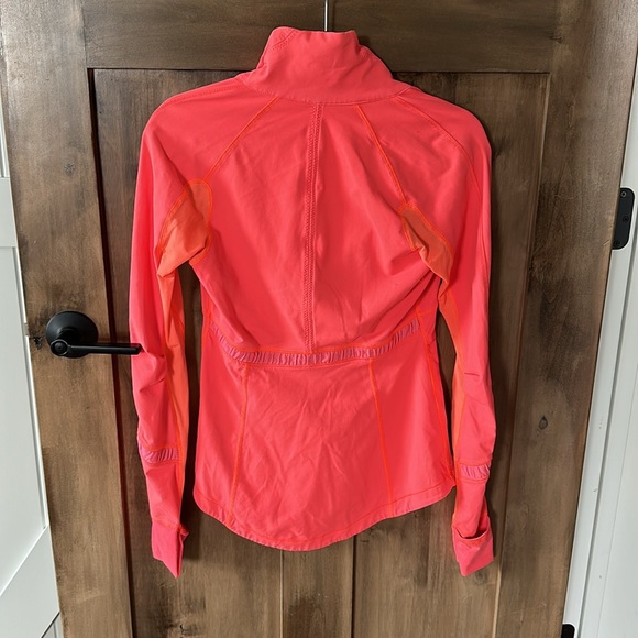 Lululemon running jacket - Picture 8 of 8